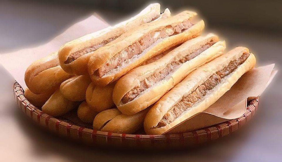 Bánh mì pate Cột Đèn