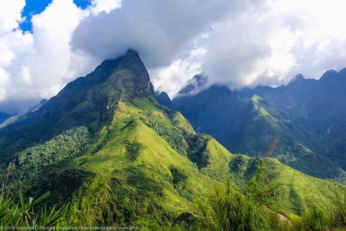 Núi Tây Côn Lĩnh