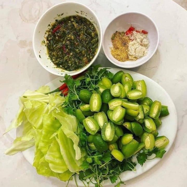 Bắp cải cuốn nhót xanh