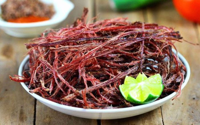 Thịt trâu gác bếp Sơn La 